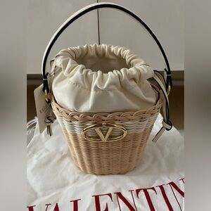 Valentino Bucketbag